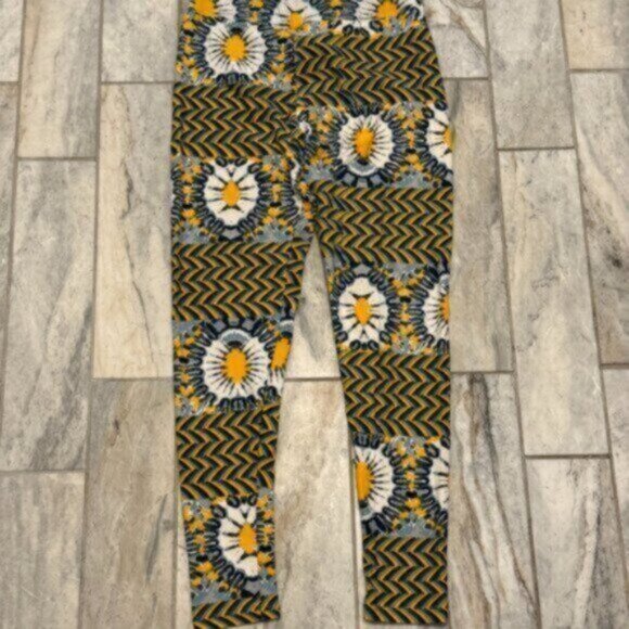 NEW LulaRoe women's One Size leggings - Picture 2 of 6